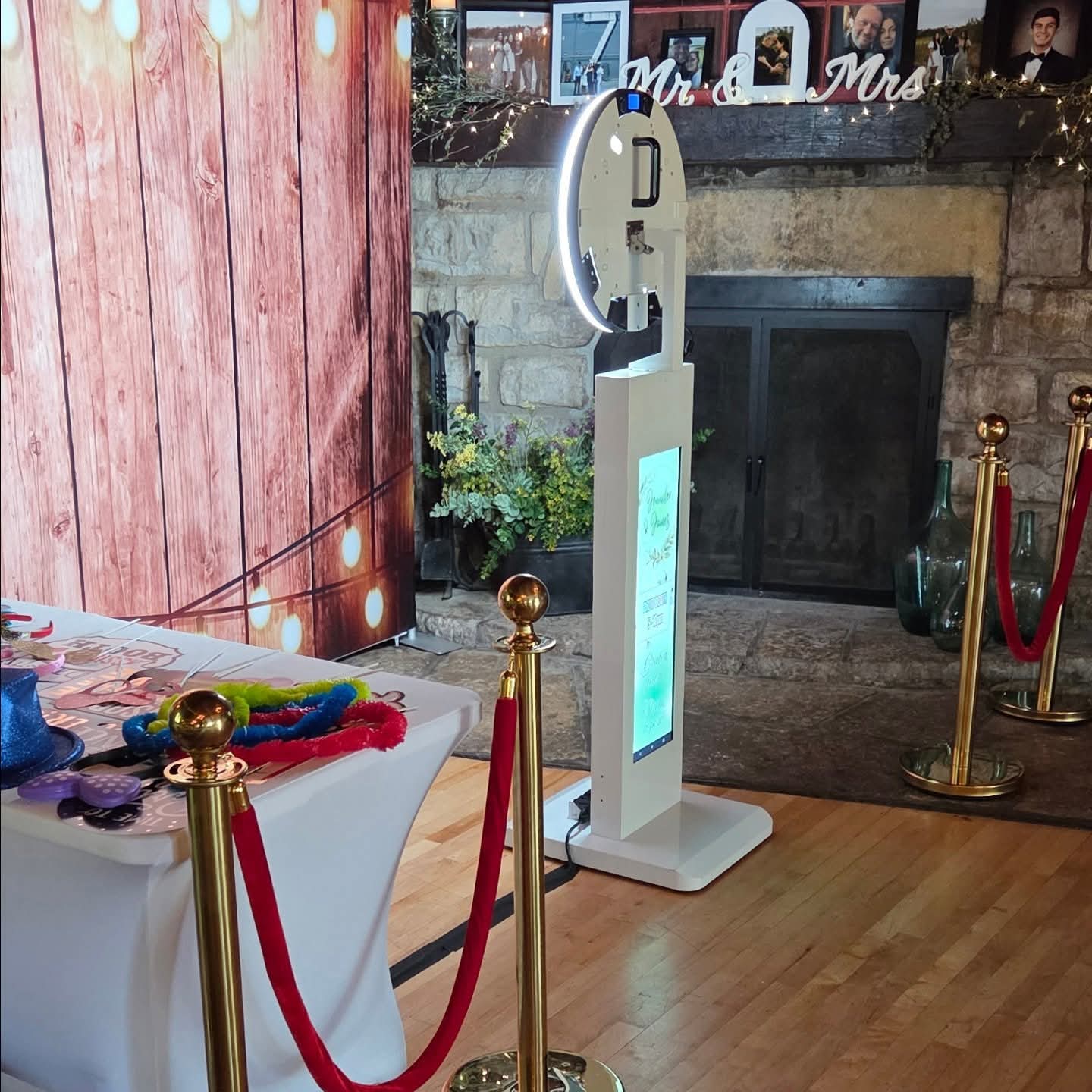 Wedding Photo Booth