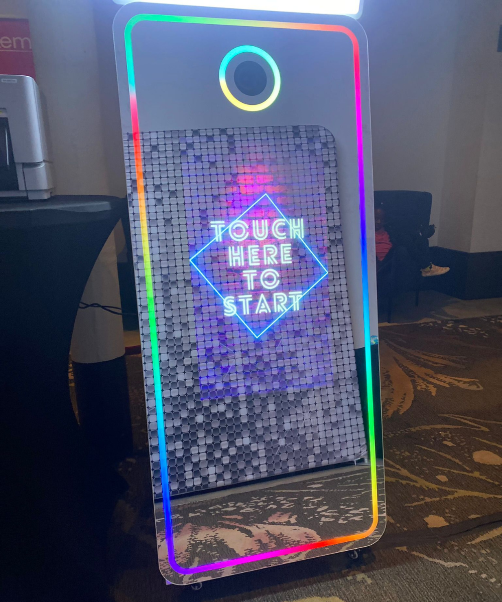 Mirror Photo Booth