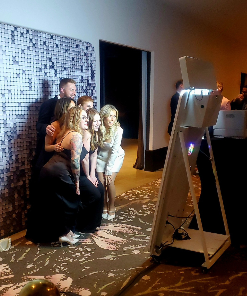 Mirror Photo Booth