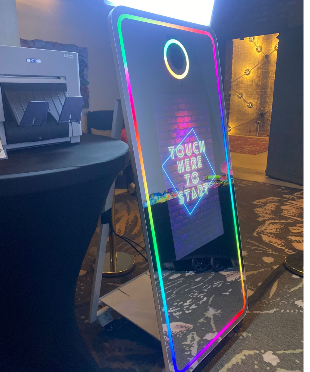 Mirror Photo Booth