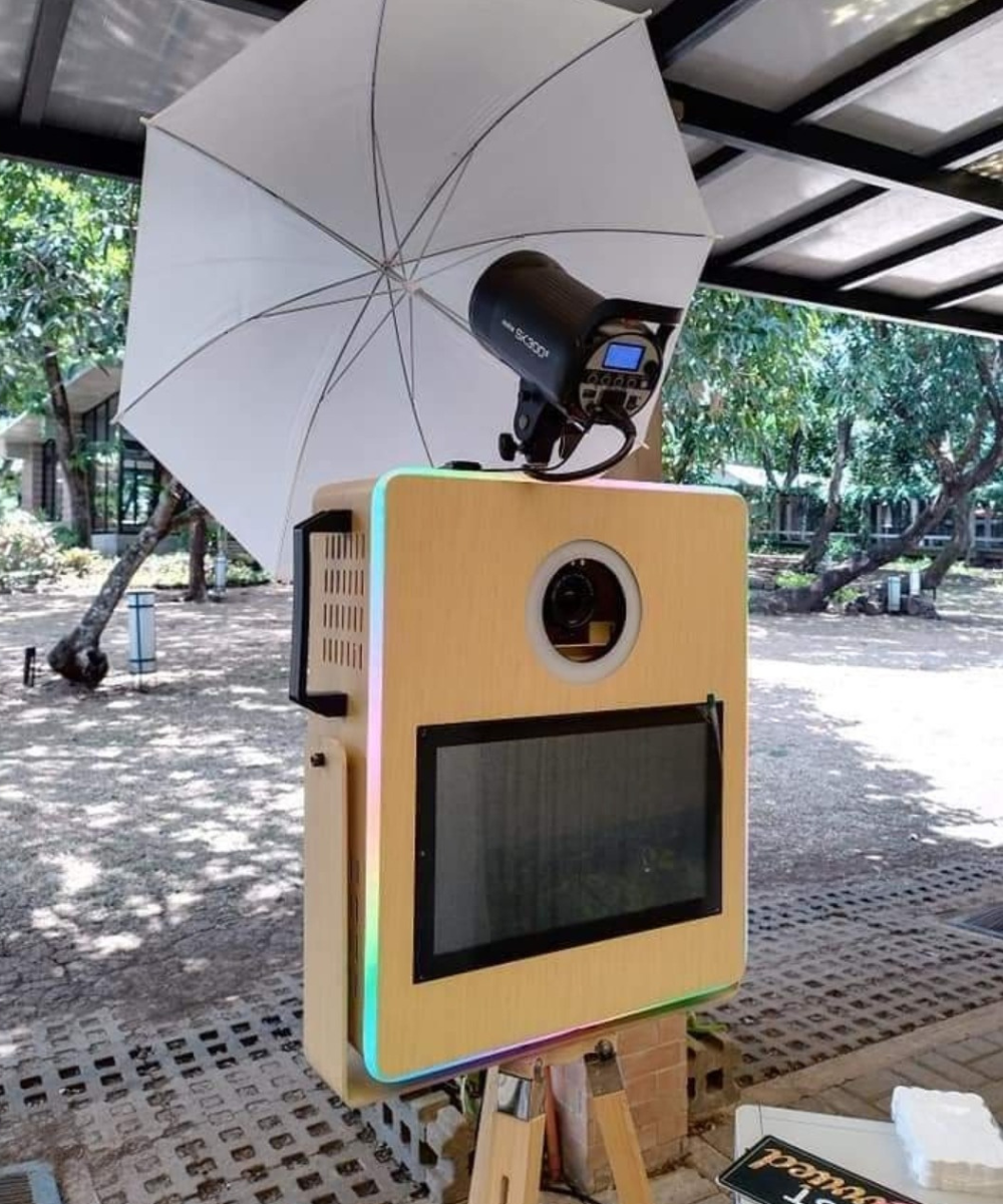 Vintage Wooden Photo Booth